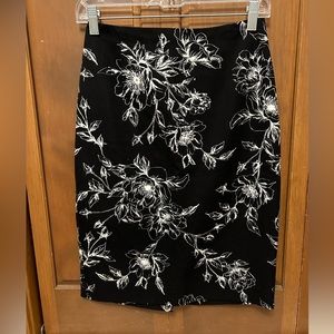 Black Floral White House Black Market Skirt